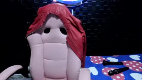 Snapshot of sara_hot_2 chatting on 03.07.25 no limits sarah online show from 03.07.25