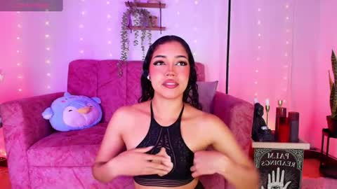 Sara Jhonson  online show from 07.17.26