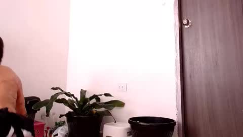 Snapshot of sara_johnson__ chatting on 11.15.25 sara_johnson__ online show from 11.15.25