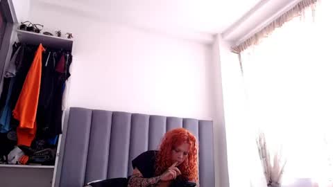 sara_johnson__ online show from 05.31.26