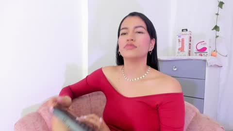 Sara  online show from 02.08.25