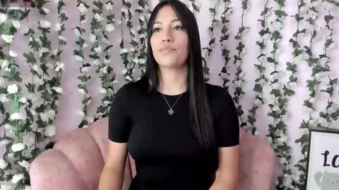 Sara  online show from 10.23.25
