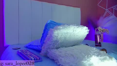sara_lopee1 online show from 02.22.25