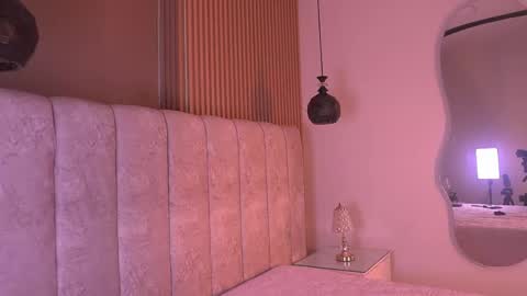 Snapshot of sara_lopee1 chatting on 05.05.26 sara_lopee1 online show from 05.05.26