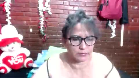 Sara love online show from 05.04.26
