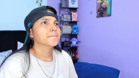 Snapshot of sara_mendez2_ chatting on 01.21.25 Sara Mendez online show from 01.21.25