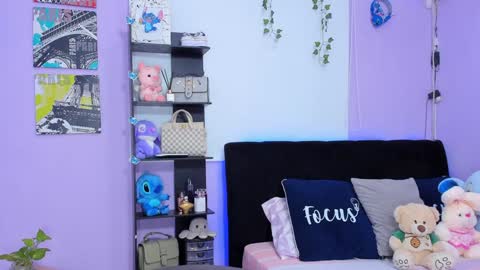 Snapshot of sara_mendez2_ chatting on 02.08.25 Sara Mendez online show from 02.08.25