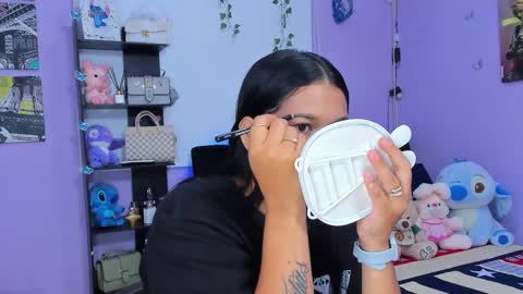 Snapshot of sara_mendez2_ chatting on 02.13.25 Sara Mendez online show from 02.13.25