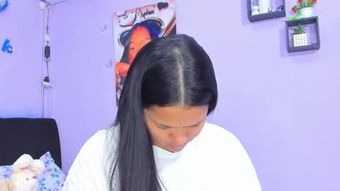 Snapshot of sara_mendez2_ chatting on 02.26.25 Sara Mendez online show from 02.26.25