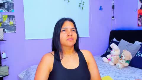 Snapshot of sara_mendez2_ chatting on 03.10.25 Sara Mendez online show from 03.10.25