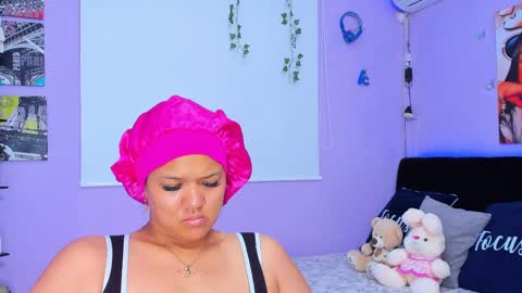 Snapshot of sara_mendez2_ chatting on 03.11.25 Sara Mendez online show from 03.11.25