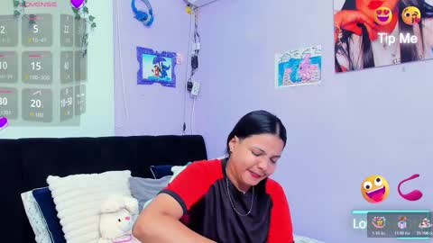 Snapshot of sara_mendez2_ chatting on 11.01.25 Sara Mendez online show from 11.01.25