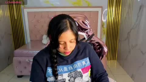Sara T. online show from 06.09.26