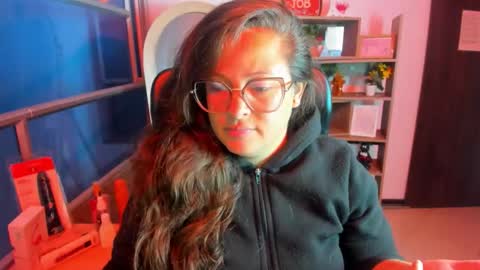 Snapshot of sara_thonson_ chatting on 11.09.25 sara_thonson_ online show from 11.09.25