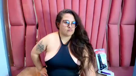 sara_thonson_ online show from 07.18.26
