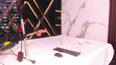 Snapshot of sara_tourner chatting on 09.09.25 sara_tourner online show from 09.09.25