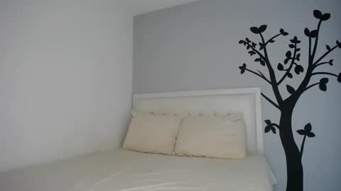 Sara online show from 10.28.25