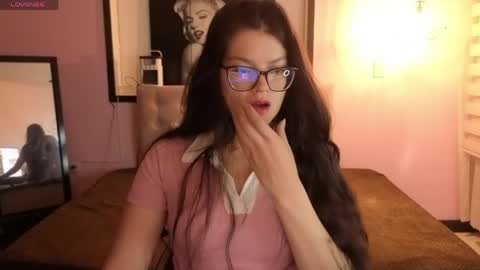 sara_valderrama_ online show from 05.14.26