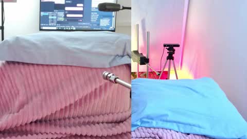 Snapshot of sara_velez_40 chatting on 12.25.24 sara velez online show from 12.25.24