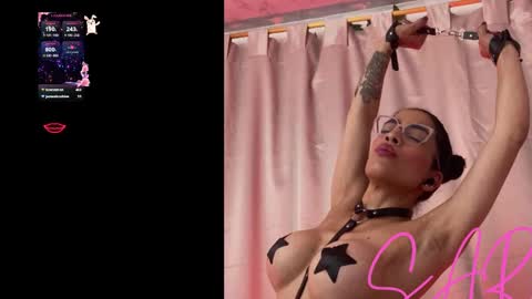 Snapshot of sara_velez_40 chatting on 02.10.25 sara velez online show from 02.10.25