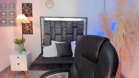 saraa_stormy online show from 08.07.26