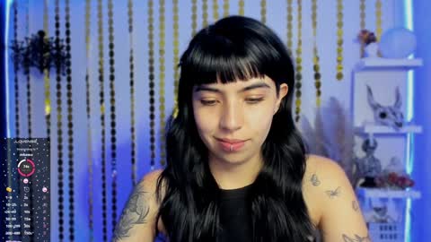 Snapshot of saraadesire chatting on 01.14.25 Sara online show from 01.14.25