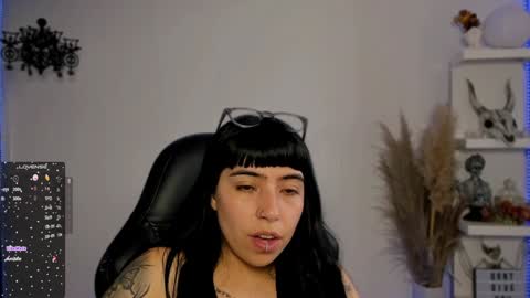 Snapshot of saraadesire chatting on 02.08.25 Sara online show from 02.08.25