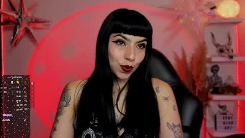 Snapshot of saraadesire chatting on 02.11.25 Sara online show from 02.11.25