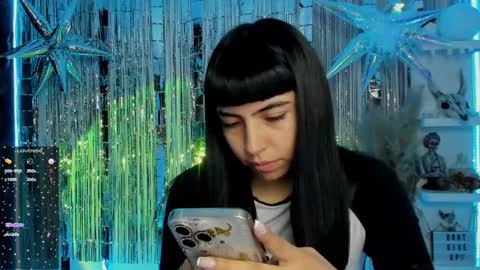 Snapshot of saraadesire chatting on 02.18.25 Sara online show from 02.18.25