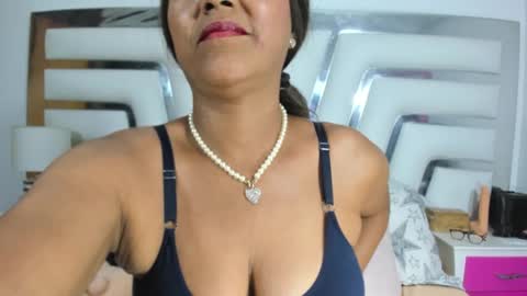 Sara online show from 02.21.25