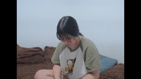 Snapshot of saraandthomas chatting on 09.11.25 sara and thomas online show from 09.11.25