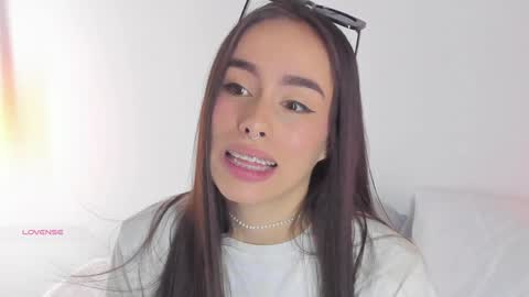 Snapshot of saraarchbould chatting on 12.05.24 Sara online show from 12.05.24