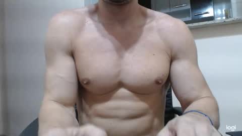 saradorj92 online show from 12.12.24