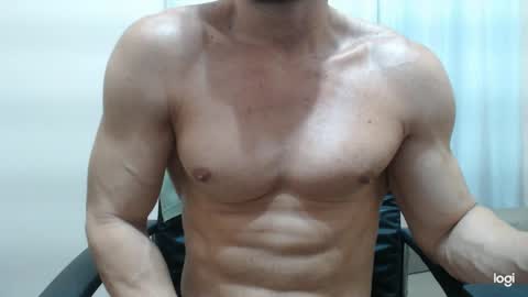 saradorj92 online show from 12.21.24