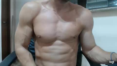 saradorj92 online show from 01.24.25