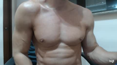 saradorj92 online show from 01.30.25