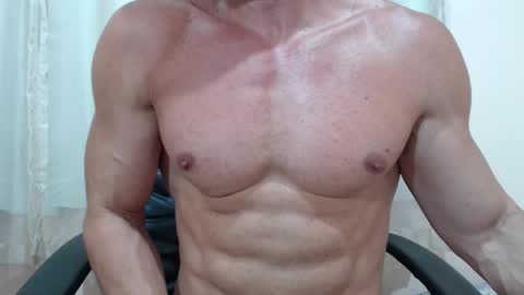 saradorj92 online show from 01.07.26