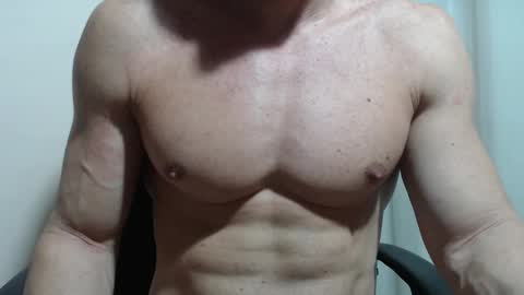 saradorj92 online show from 03.16.26