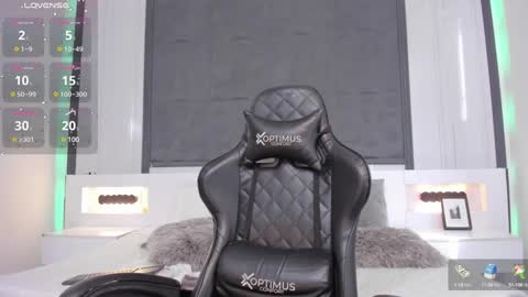  Sara Gomez  online show from 02.04.25