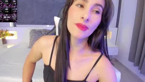  Sara Gomez  online show from 12.14.25