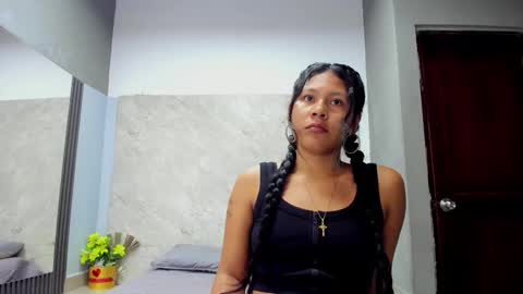 Sarah online show from 11.03.25