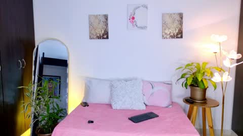sarah  cinnamon online show from 04.27.26