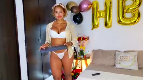 sarah  cinnamon online show from 06.17.26