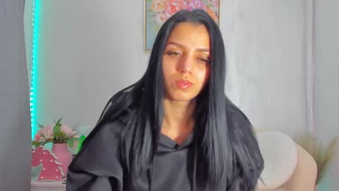 Sara online show from 04.29.26