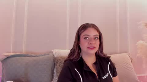Sarah Bonneth online show from 07.18.26