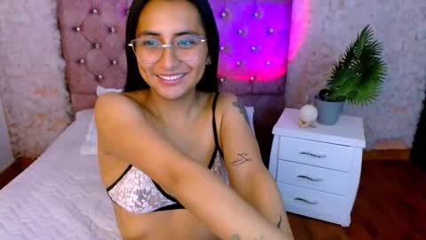 sarah_bubbles online show from 12.04.25