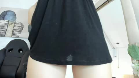 sarah_gothicgirl online show from 04.15.26