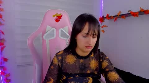 Sarah Ramirez online show from 11.11.25