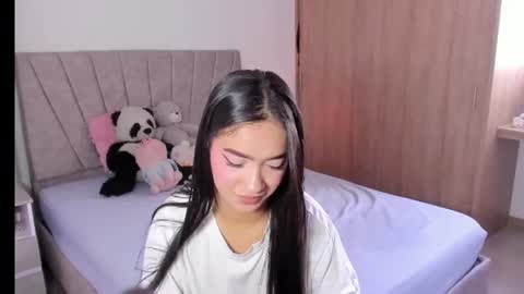 Sarah online show from 06.19.26