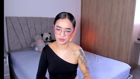 Sarah online show from 06.22.26